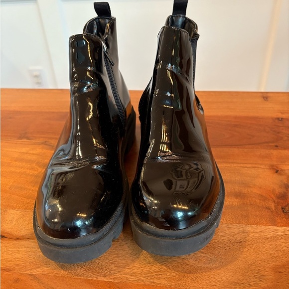 Steve Madden Girls Hether Chelsea Boots Black Patent Size 3 Chunky Goth Grunge - Picture 2 of 6